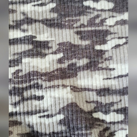 Lucky Brand| Super Soft Camouflage Top - Picture 4 of 5